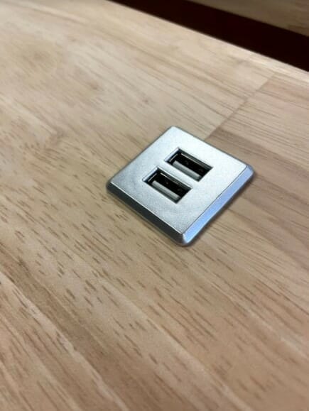 OF-69 Serendipity Desk with USB Ports 12