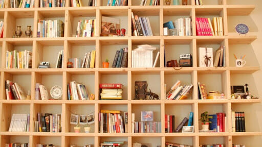 6 Different Styles and Designs of Bookcases: What's Best For You? 8