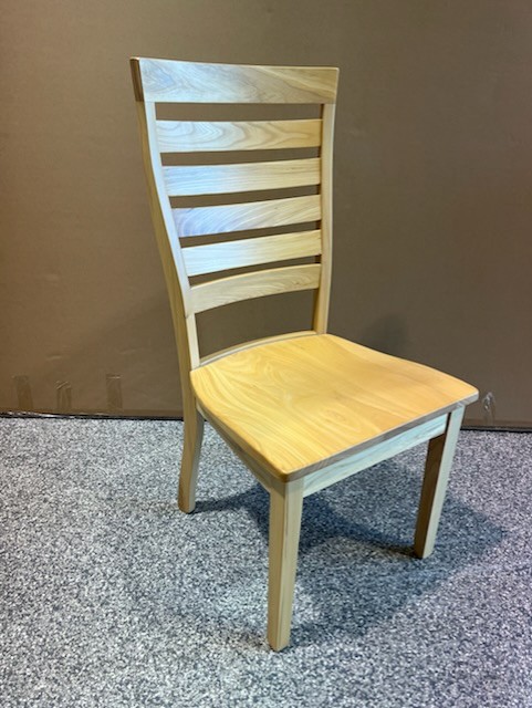 Clearance Amish Wakefield Chair - Image 3